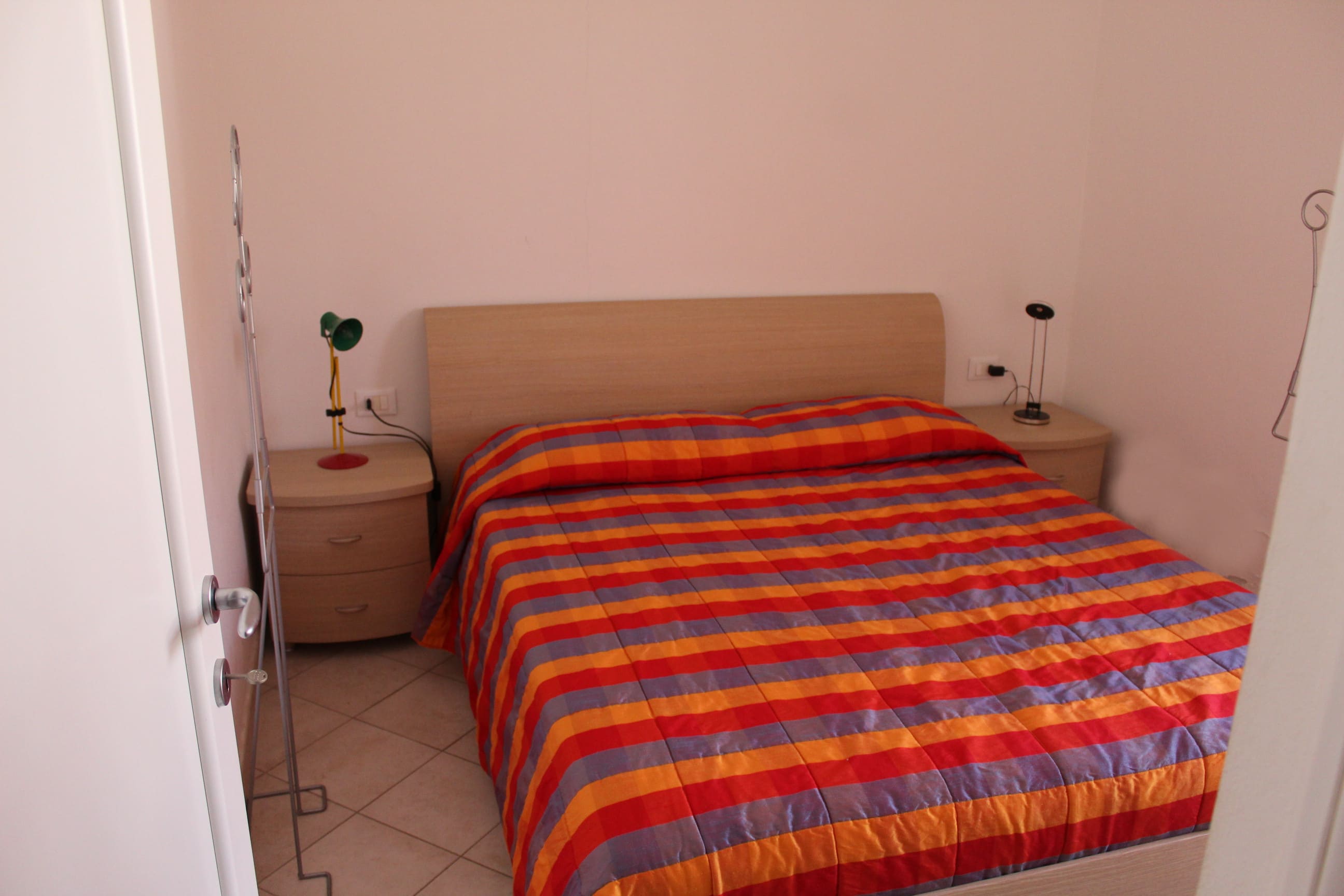 MARINA DI BIBBONA TOSCANA  AFFITTO APPARTAMENTI TRILOCALE IN RESIDENCE CON PISCINA, 6 posti letto