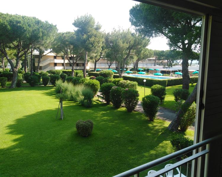 MARINA DI BIBBONA TOSCANA  AFFITTO APPARTAMENTI TRILOCALE IN RESIDENCE CON PISCINA, 6 posti letto