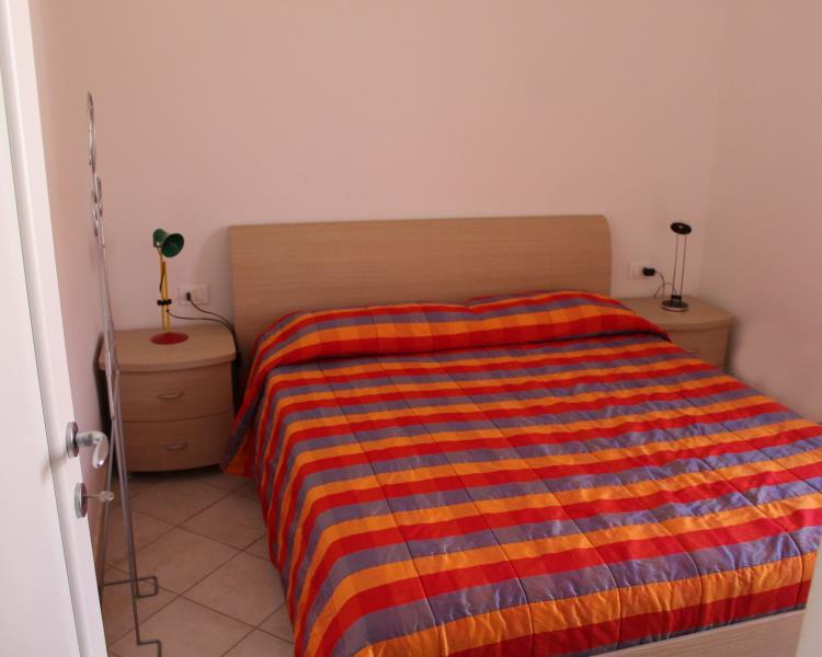 MARINA DI BIBBONA TOSCANA  AFFITTO APPARTAMENTI TRILOCALE IN RESIDENCE CON PISCINA, 6 posti letto